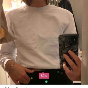 Vit sweatshirt  - Vit bekväm tröja från nakd! 