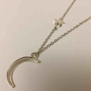  - Aldrig använd! Inte äkta silver. Frakten är inräknad i priset. 