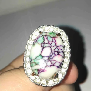  - Jätte fin ring. Inget saknas. Frakt 9kr.