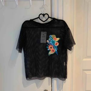  - Nättröja från Bershka. Oanvänd