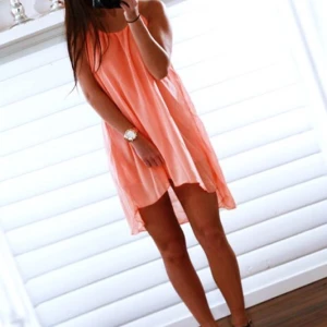  - Söt klänning/tunika som aldrig blivit använd