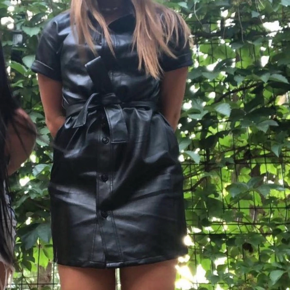 skinnklĂ€nning đ€