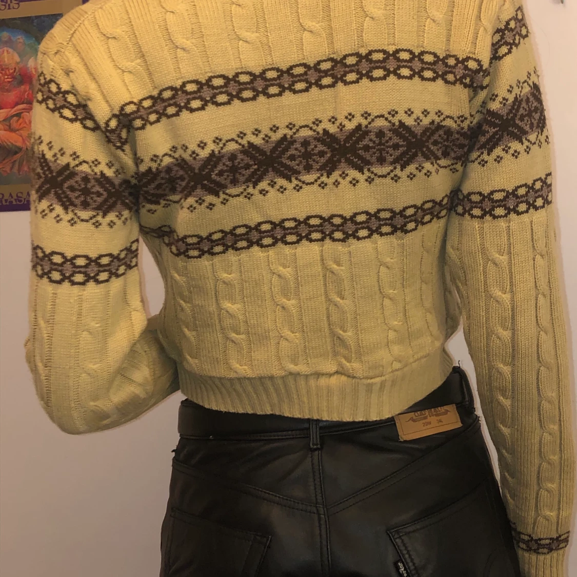 Stickad croptop - 91