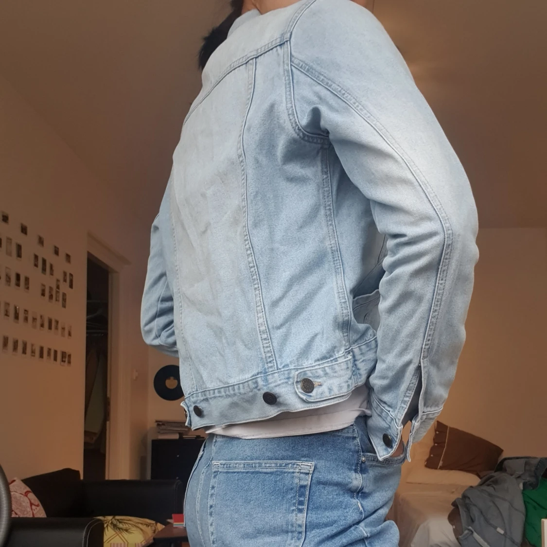 Kort gullig jeansjacka - 91