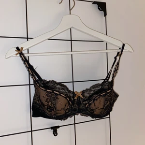 Superfin bh👙 - Så fin bh som tyvärr är lite liten för mig så att den inte riktigt kommer till användning💫💫
