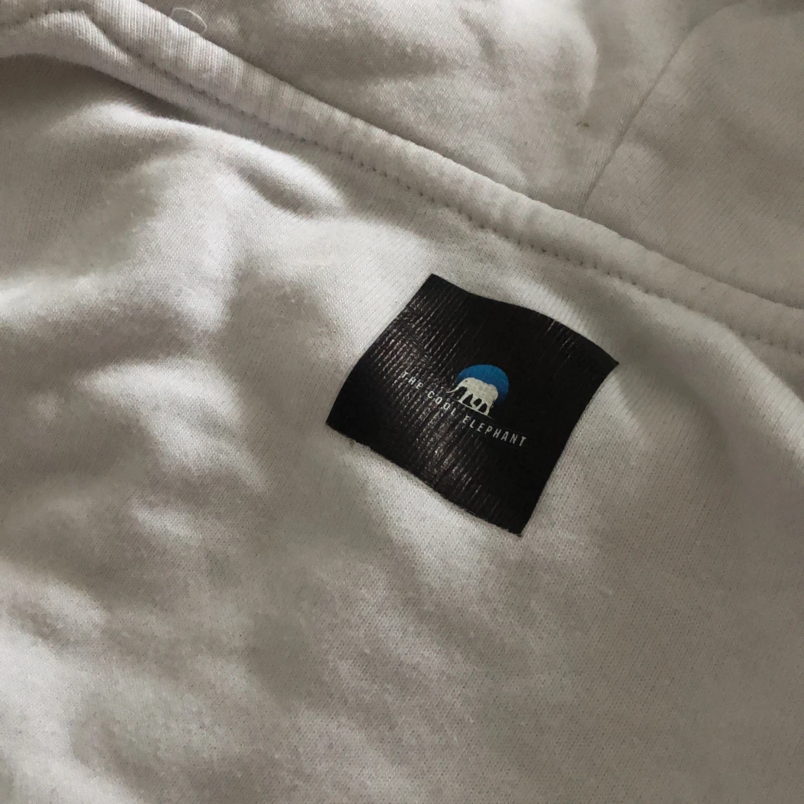 The cool elephant hoodie stl. M - 90