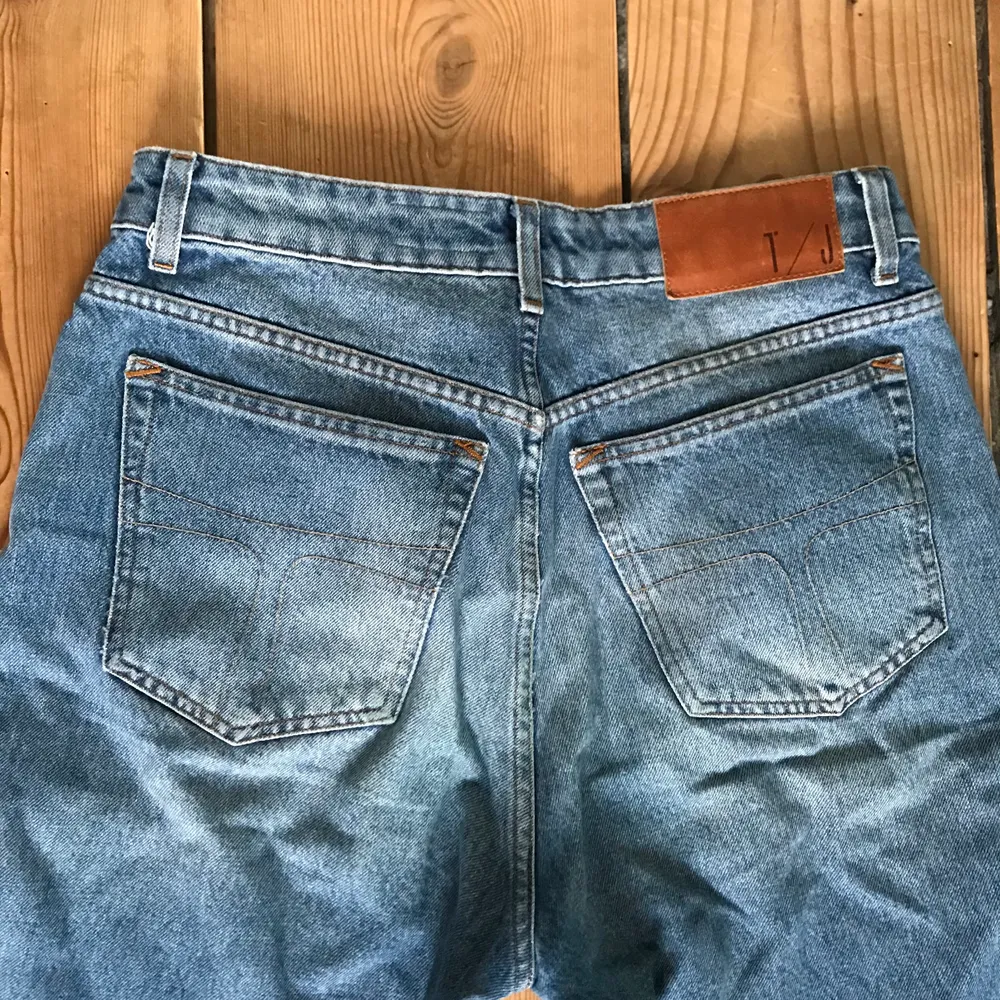 Jeans från Tiger of Sweden i storlek W30 L30. Modell dropped. Jättefina och i bra skick. Inköpta för 1300.. Jeans & Byxor.