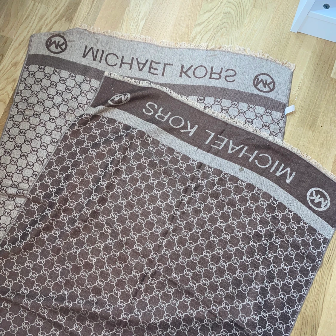 Michael kors sjal - 90