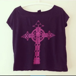  - Fin oanvänd tröja :)