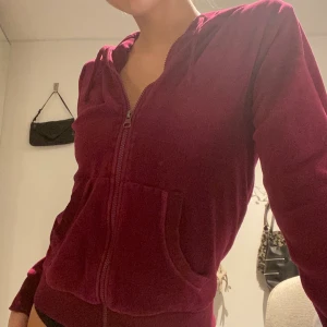 Luv tröja  - Juicy couture inspirerad kofta, köpt på humana