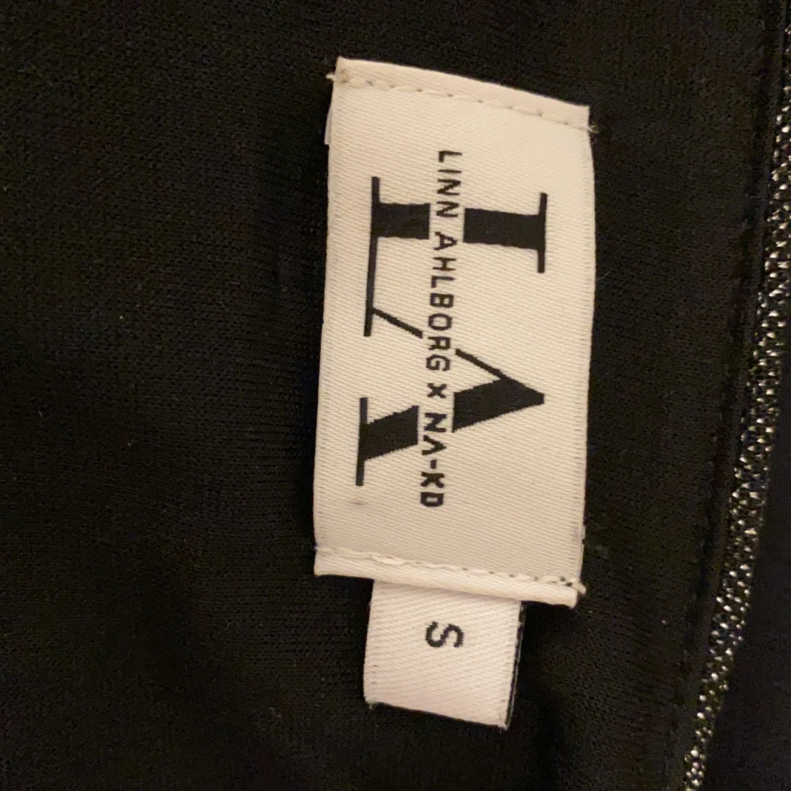 Klänning Linn Ahlborg x NAKD  - 90