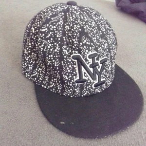 New yankees keps  - fin Kan skickas mot frakt kostnaden