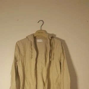  - jacka tunn. secondhand