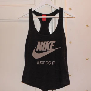  - Nike linne