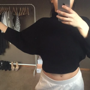  - Batwing polotröja
Missguided