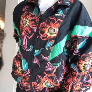  - Nyskick, knappt använd  Nypris 1300  Pris kan diskuteras 