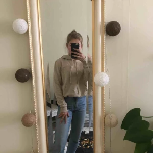  - Säljer pga liten . Du står för frakt