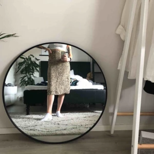  - Ankellång kjol från brandy melville. Köpt på impuls