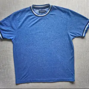Unisex Vintage T-shirt i storlek M. 68kr inklusive frakt 