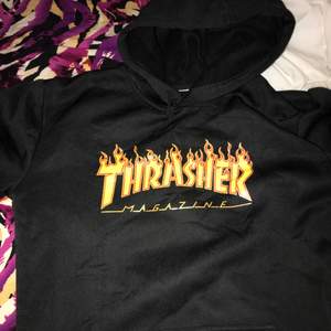 Thrasher hoodie, används ett fåtal gånger. St: S/M Inte äkta!
