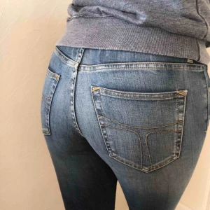  - Modell: SLIGHT Använda ca 3 ggr, som nya! Nypris 1200kr