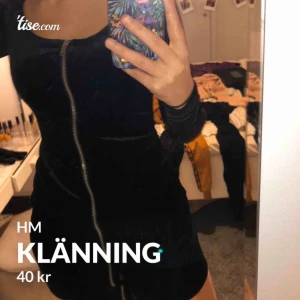  - Supersnygg sammetsklänning från HM i storlek 34. Köparen står för frakt eller så möts jag upp i Örebro ☺️ 