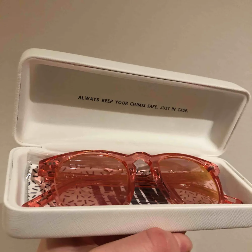 Aldrig använda brillor från Chimi 🕶 Guava 001 Lägg bud! 😉. Accessoarer.