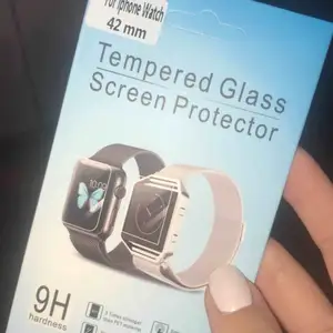 Skyddsglas till Apple Watch 42 mm. Obruten förpackning. 