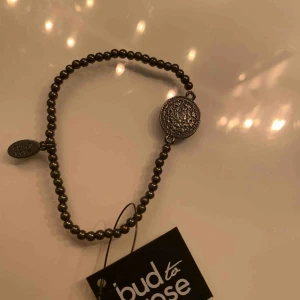  - Jättefint armband från bud to rosé! 💓 Lapp kvar!!! Nypris runt 250:) Bjuder på frakten 💕