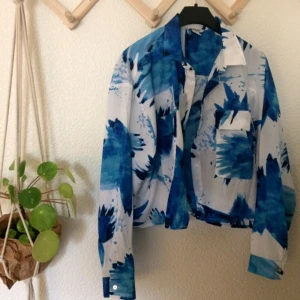  - Fin och knappt använd. Storlek S ✨✨ Köparen står för eventuell frakt.