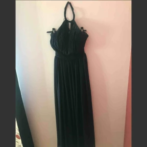  - Klänning från Nelly.se. Använd endast en gång 