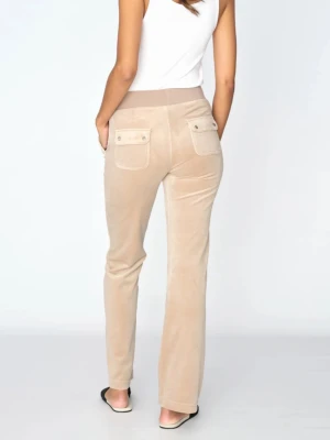 Beiga Juciy Couture byxor  - Jag säljer mina juciy couture byxor för 600kr. Pris kan diskuteras. Köpta får 1200kr. Dessa är i storlek XXS men passar XS också. Jag säljer dessa för de inte kommer till användning längre. Det är inga problem med dem, kan skicka egna bilder osv! Frakten blir mellan 50-100kr. 