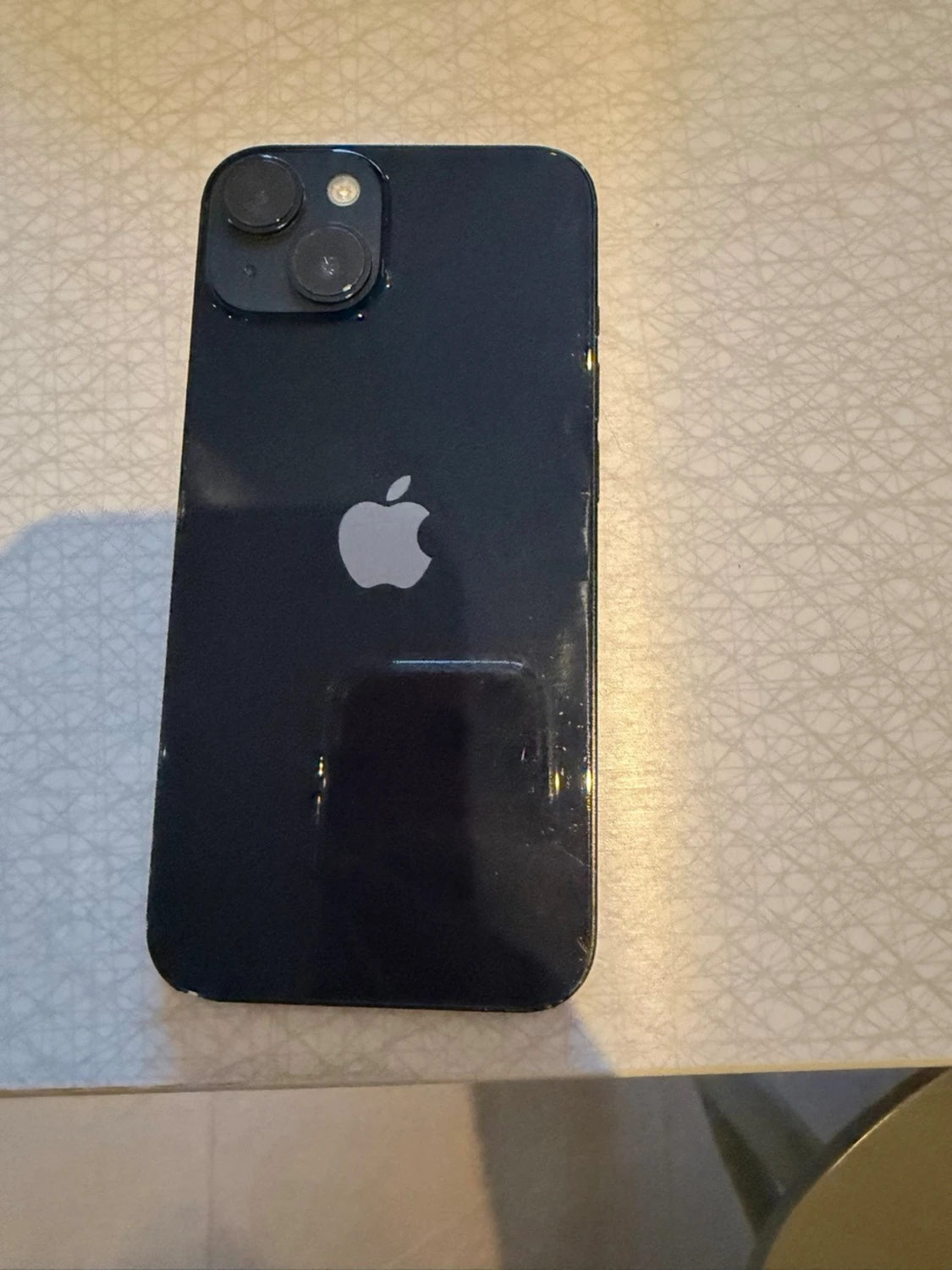 Svart iPhone med dubbla kameror - 1