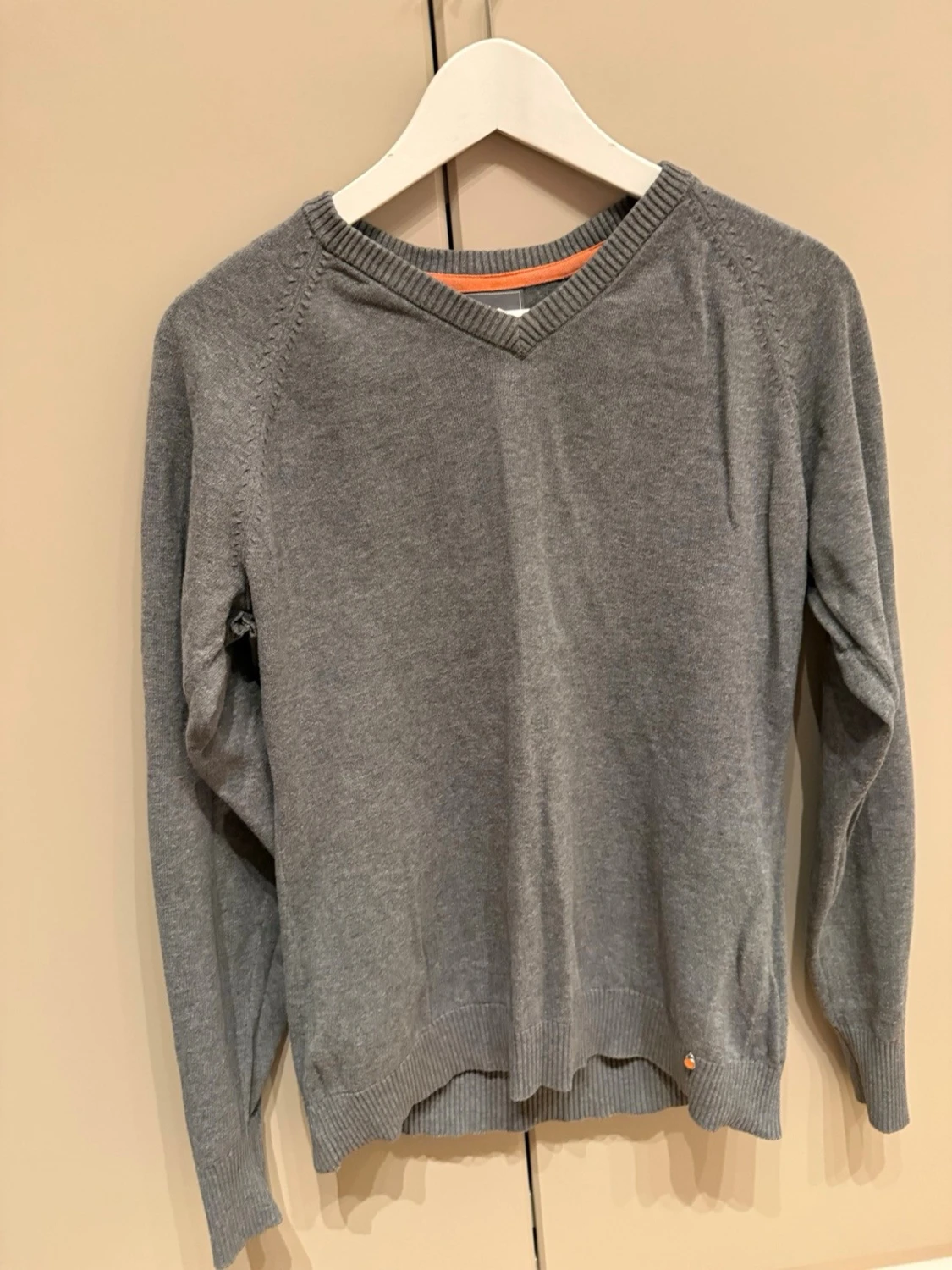 Grå stickad tröja från Schockemöhle