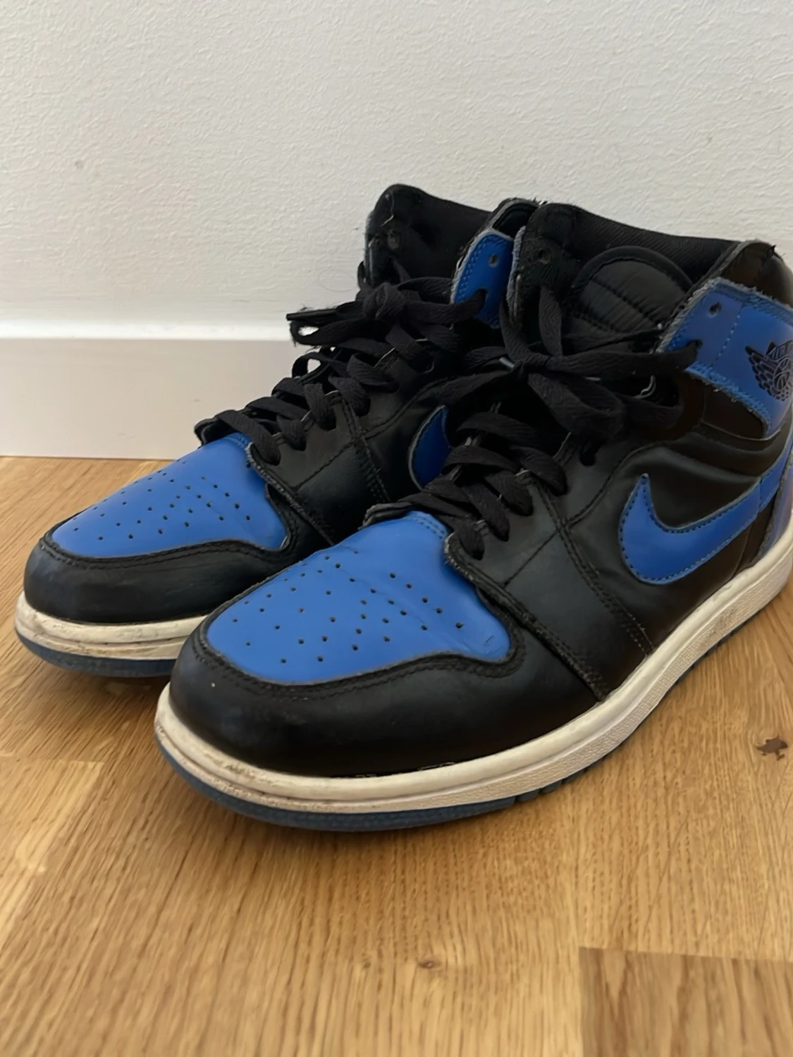 Air Jordan 1 Retro High OG Royal Blue