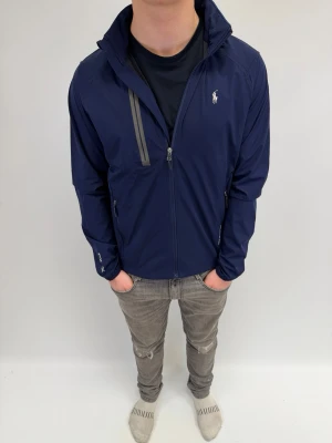 RLX Golf jacka  - Jävligt snygg golf jacka nu till våren 