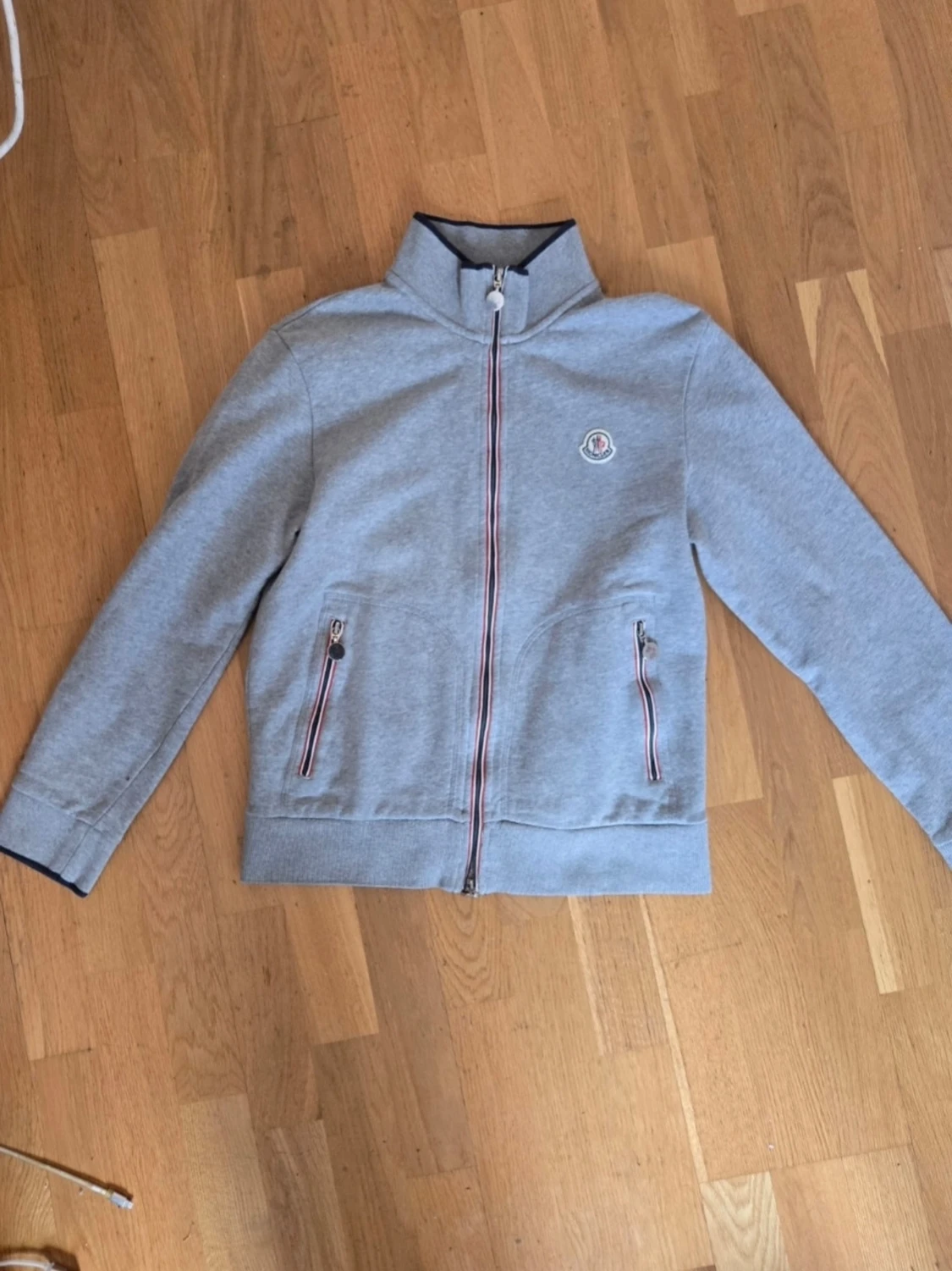 Grå zip hoodie från Moncler M/S - 1