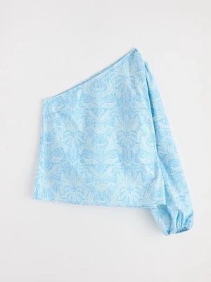 Ljusblå oneshoulder topp med mönster - Jättesnygg helt oanvänd off shoulder topp med mönster från Lindex, finns ej kvar 
