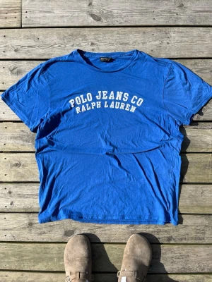 Ralph Lauren tisha - Riktigt fet vintage raffe tisha. Storlek XL. Väldigt fint skick