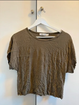 Carin western T-shirt - Snygg, i fint skick, behöver bara strykas:)