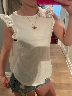 Somrig topp  - Köpte denna när jag var utomlands, använde den då i Portugal annars har ja inte haft tid att använda den 