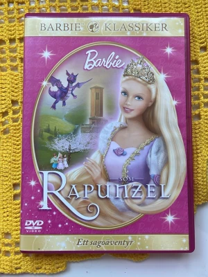 Barbie som Rapunzel - Säljer filmen 'Barbie som Rapunzel', en klassiker från Barbie-serien. Lite repor på skivan men inget som ska påverka uppspelningen