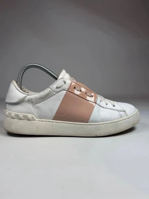 Valentino open - Säljer nu dessa jättefina Valentino open, skriv för fler bilder/frågor😊