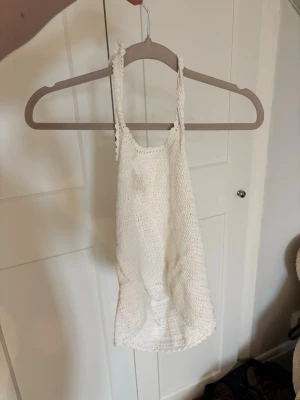 Söt sommar topp  - Söt somrig topp med öppen rygg😍😍