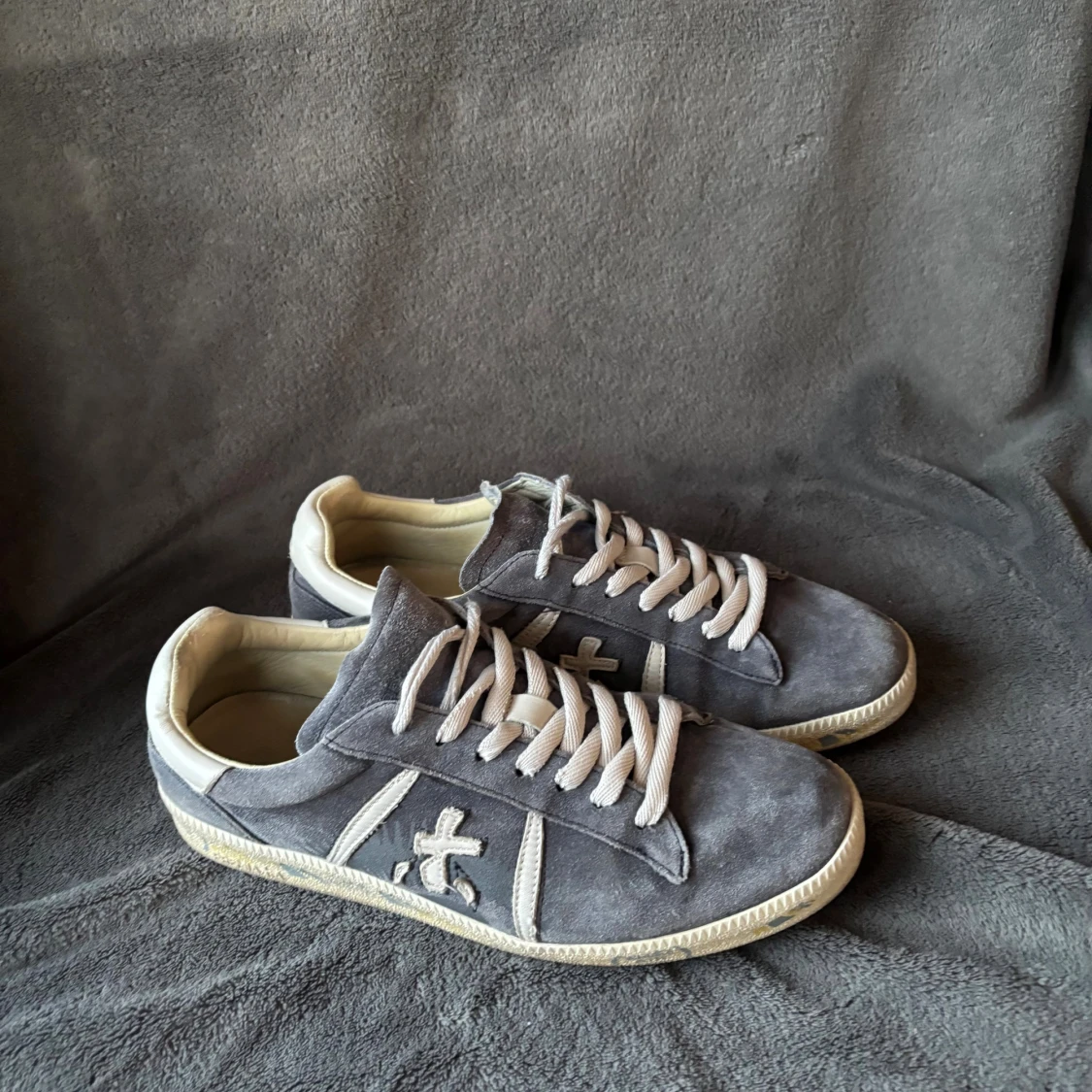 Premiata skor - 1