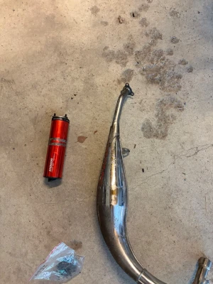 Voca rör - Säljer ett relativt fint voca rookie rör (underliggande). Skriv gärna om du har frågor eller annat. Pris kan diskuteras vid snabb affär.                                         Hämtas helst.