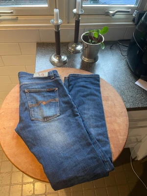 Nudie jeans  - Säljer nu ett par feta nudie jeans i storlek ”31 34 | mycket fint skick utan defekter| priset är ej hugget i sten | kom dm för flera frågor eller funderingar!