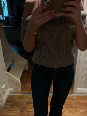 Stickad topp - Snygg stickad topp, storlek s🤎