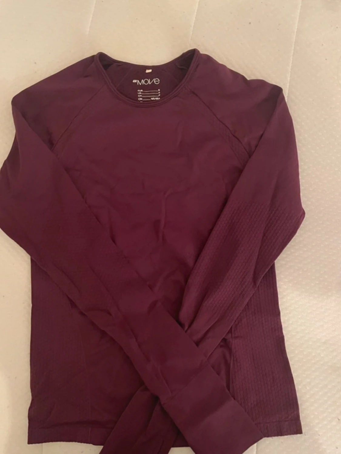 Vinröd långärmad träningströja Move
