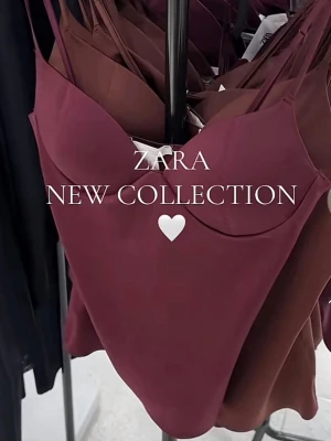 Zara topp/linne - Säljer detta superfina linne ifrån ZARA som inte längre säljs i denhär fina röda färgen! Säljer då de tyvvär är för litet på mig så de kommer ej till användning💕